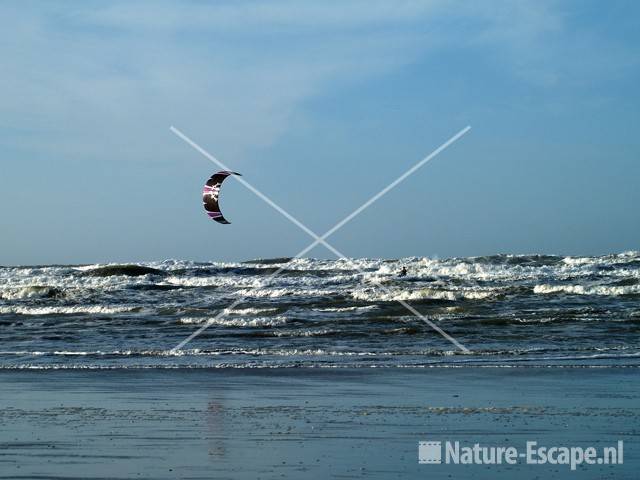 Kitesurfer bij Noordpier 3